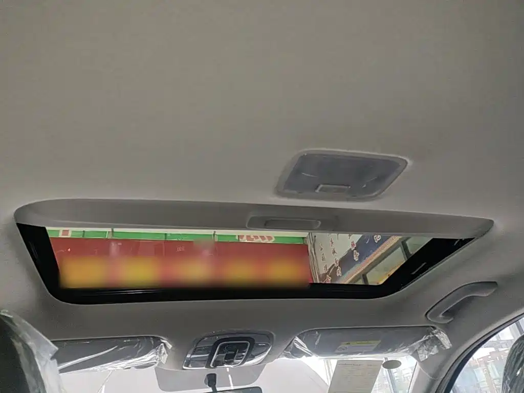 Photo 14 - Hyundai Elantra