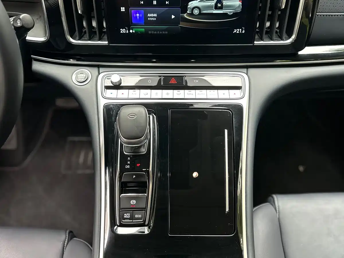 GAC Trumpchi Trumpchi M8 2021 Leading Show Series 390T Ultimate Edition фото 21