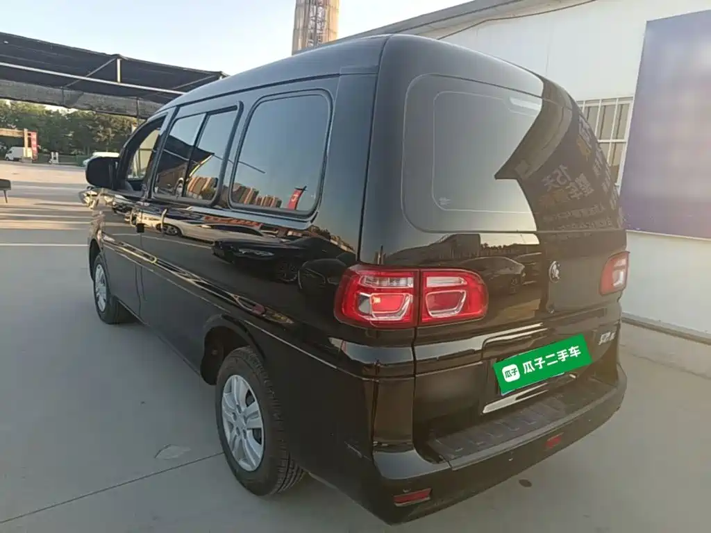 Dongfeng Fengxing Lingzhi 2025 2023 M5 1.6L Utility 5-Seater