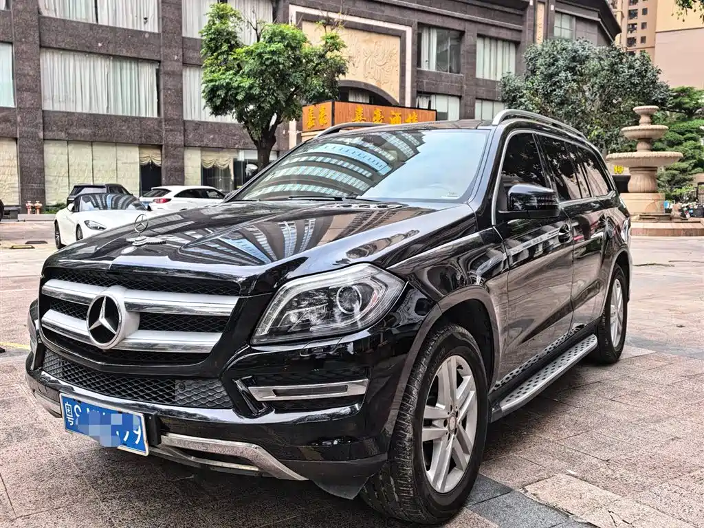 Mercedes-Benz GL-Class 2015 GL 400 4MATIC Sport фото 2
