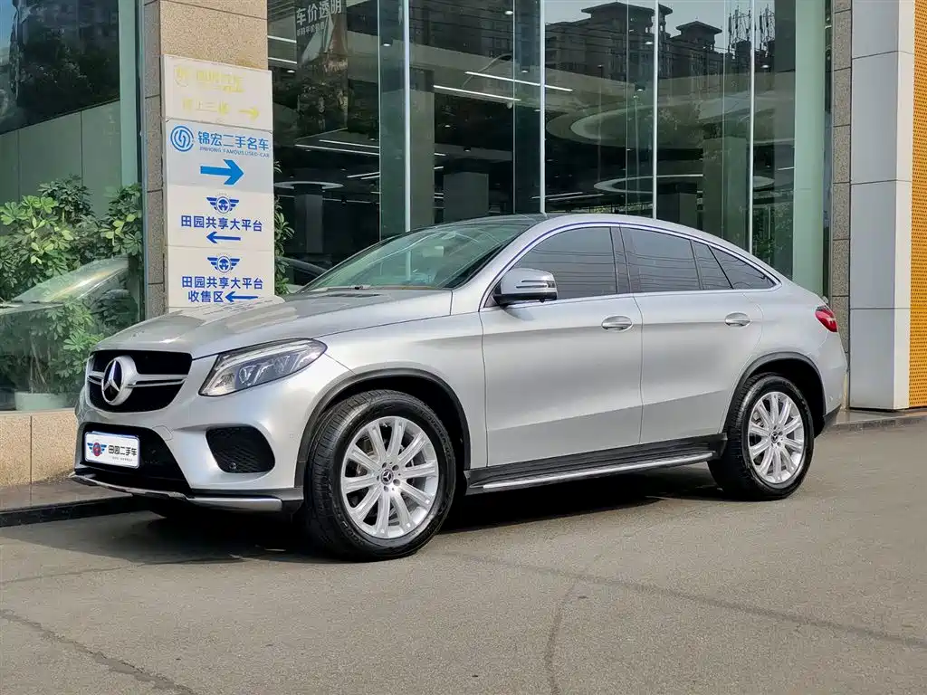 Mercedes-Benz GLE Coupe 2017 2017 GLE 320 4MATIC Coupe SUV