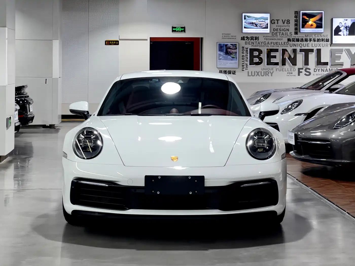 Porsche 911 2023 Carrera 3.0T фото 14