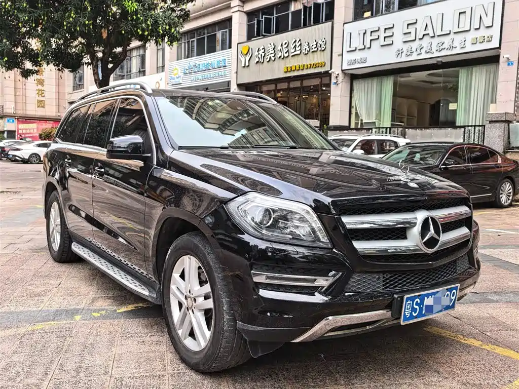Mercedes-Benz GL-Class 2015 GL 400 4MATIC Sport фото 3