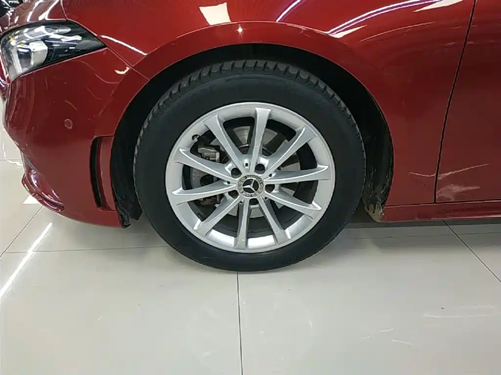 Mercedes-Benz A-Class 2019 A 200 L Sport Sedan фото 23