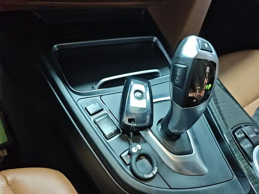 BMW 3 Series GT 2016 320i Design Package фото 9