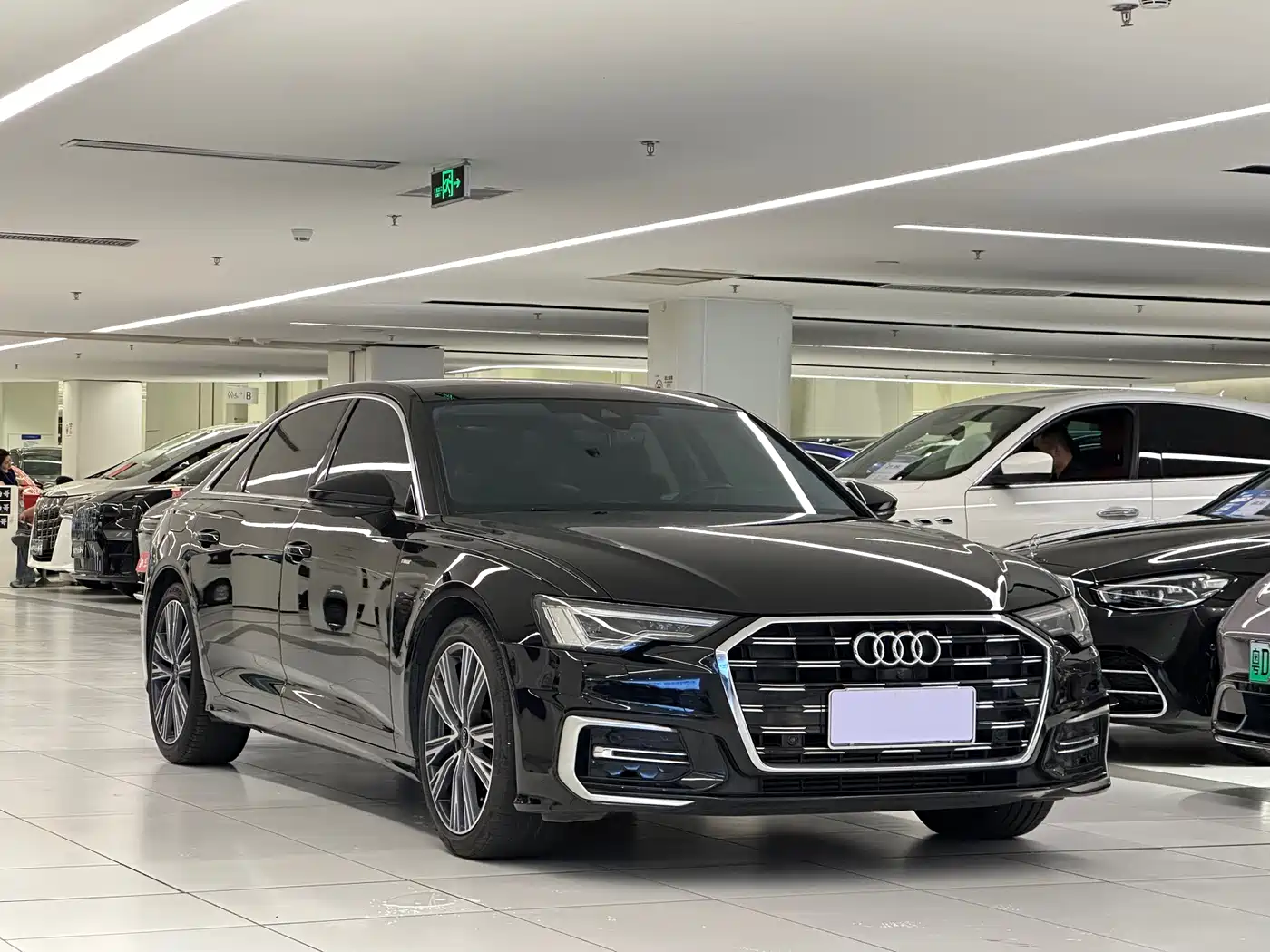 Audi A6L 2023 Facelift 45 TFSI quattro Premium Dynamic фото 3