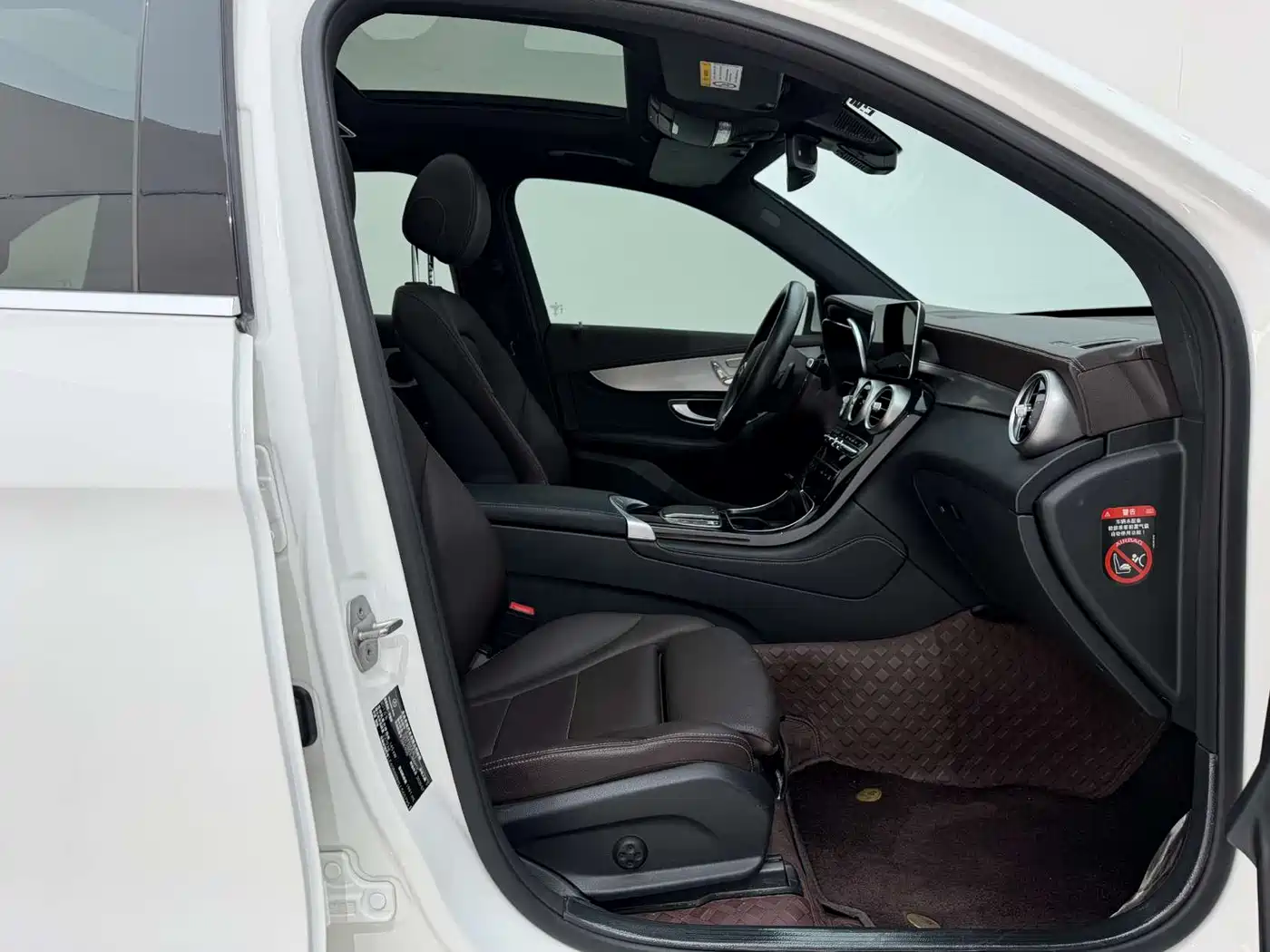 Mercedes-Benz GLC 2020 Facelift GLC 260 L 4MATIC Dynamic фото 17