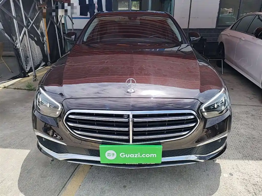 Mercedes-Benz E-Class 2022 E 300 L Fashion фото 3