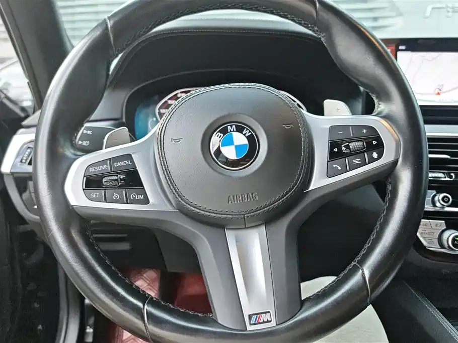 BMW 5 Series 2022 Facelift 530Li Leading M Sport Package фото 15