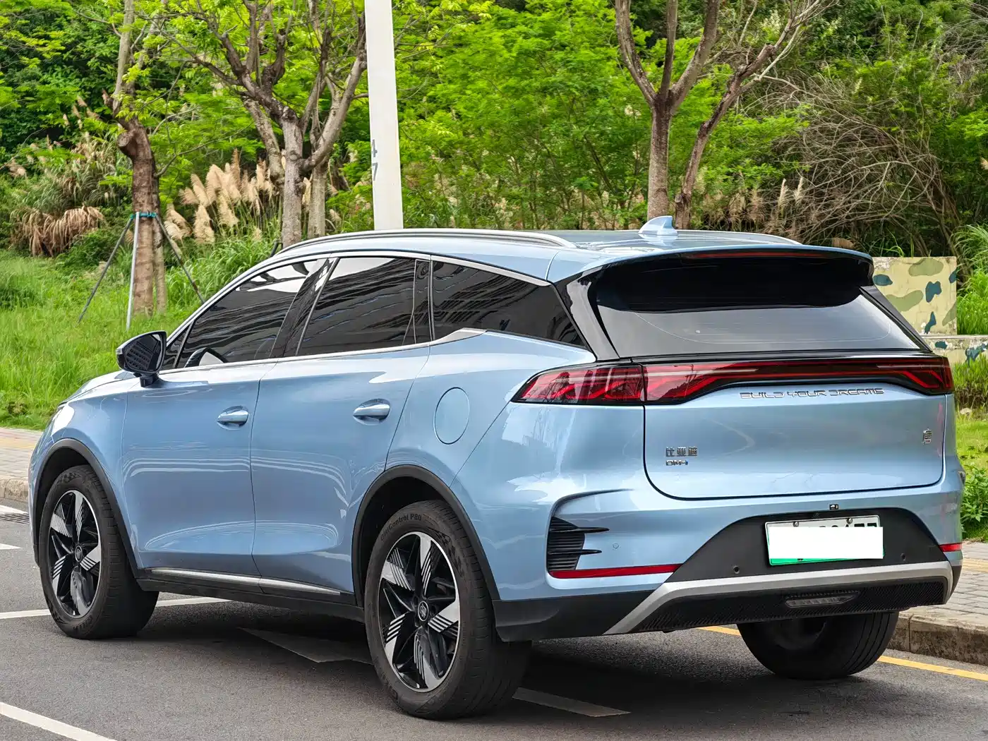 BYD Tang New Energy 2024 DM-i Glory Edition 112KM Deluxe фото 3