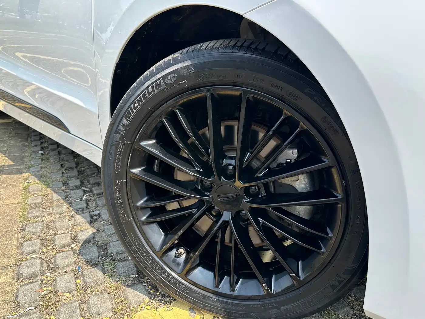 GEELY AUTOMOBILE BORUI