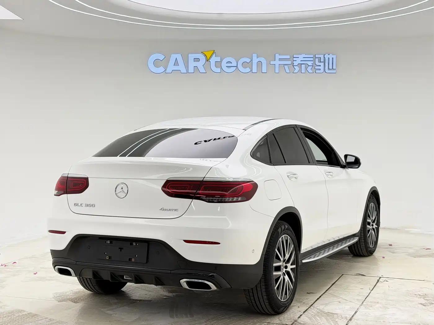 Mercedes-Benz GLC Coupe 2020 GLC 300 4MATIC Coupe SUV фото 7
