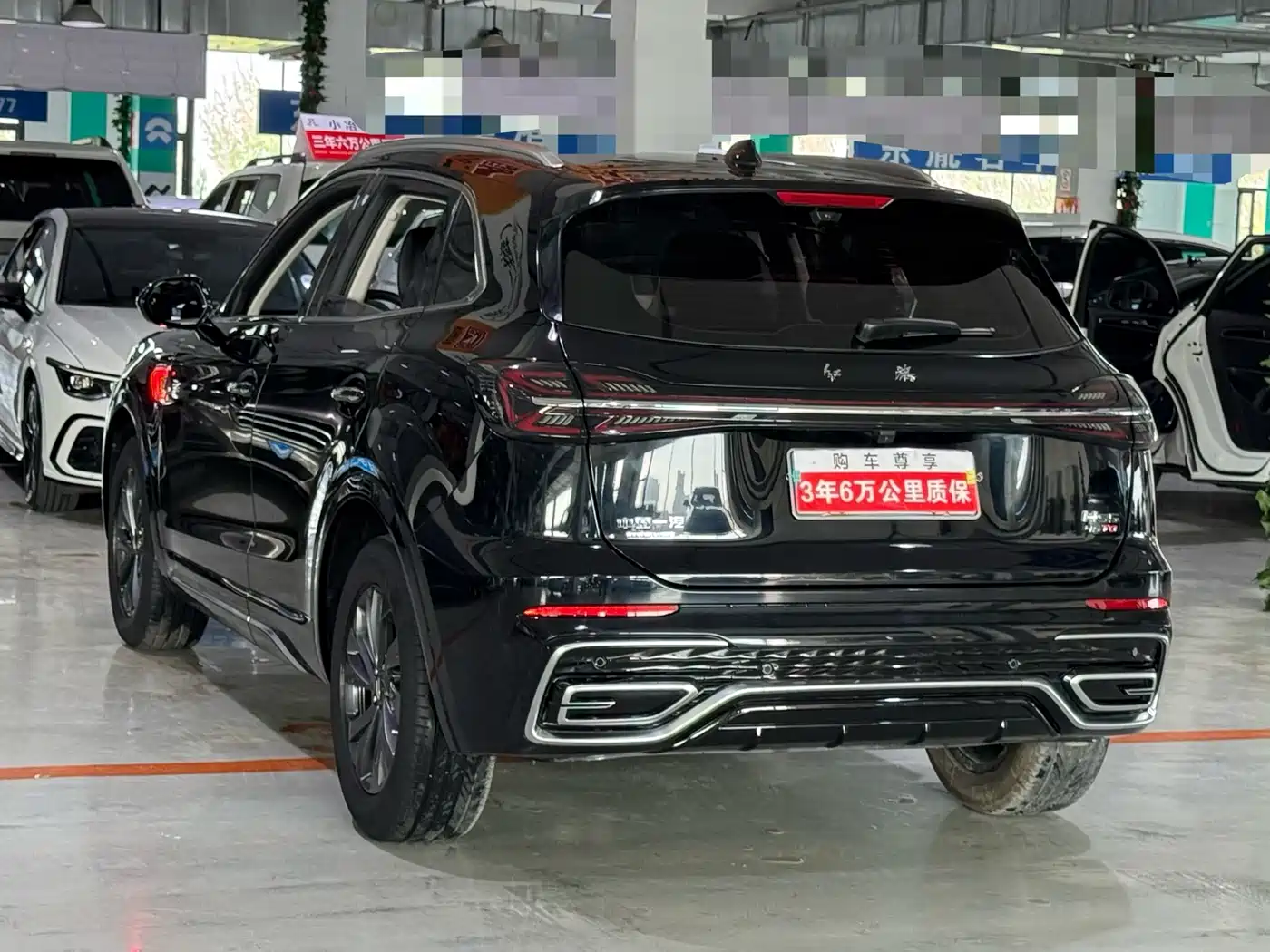 Hongqi HS5 2023 2.0T Flag Pro 500,000 Units Commemorative Edition фото 5