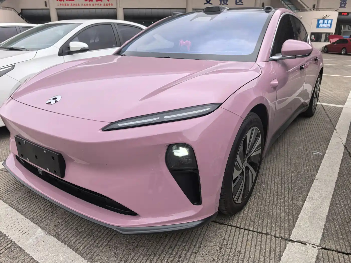 NIO NIO ET5