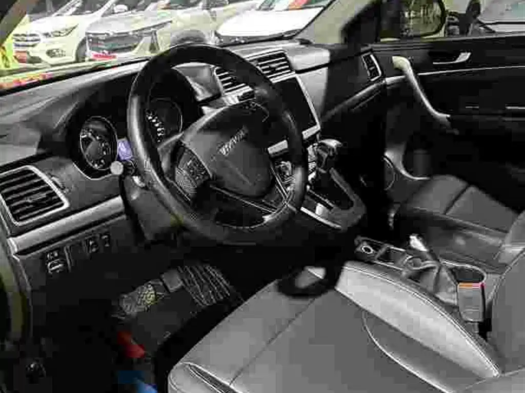 Фото 5 - Haval M6