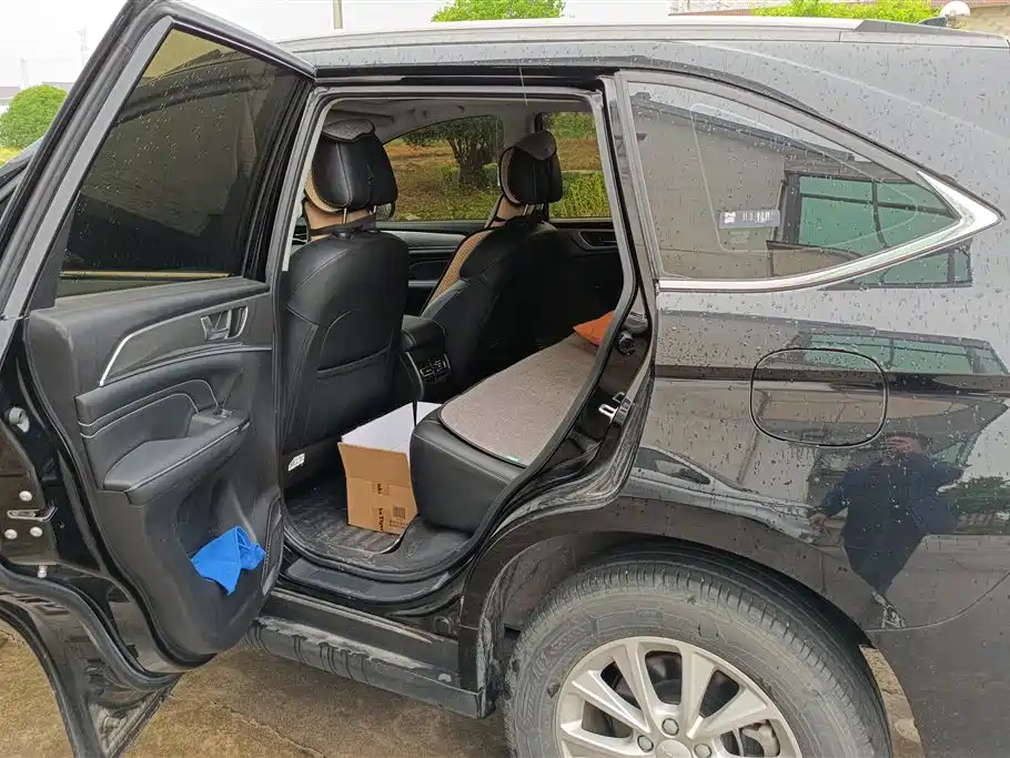 Haval M6 2023 PLUS 1.5T Manual Luxury Smart Connect фото 10