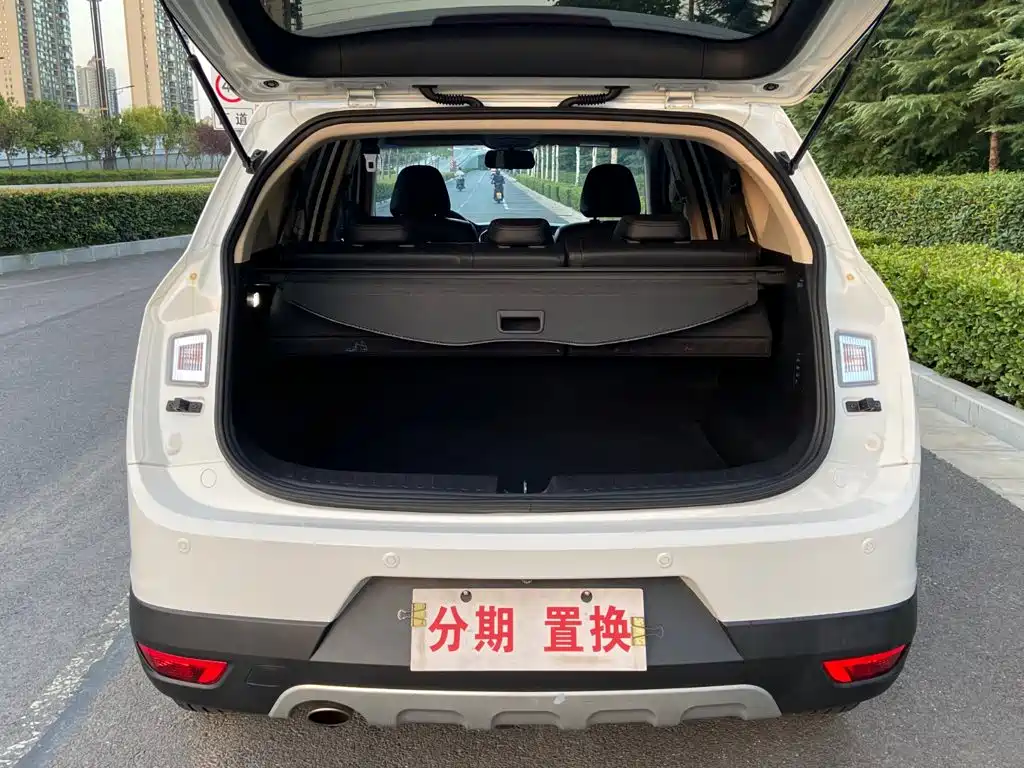 Baojun 560 2015 2015 1.8L Manual Elite