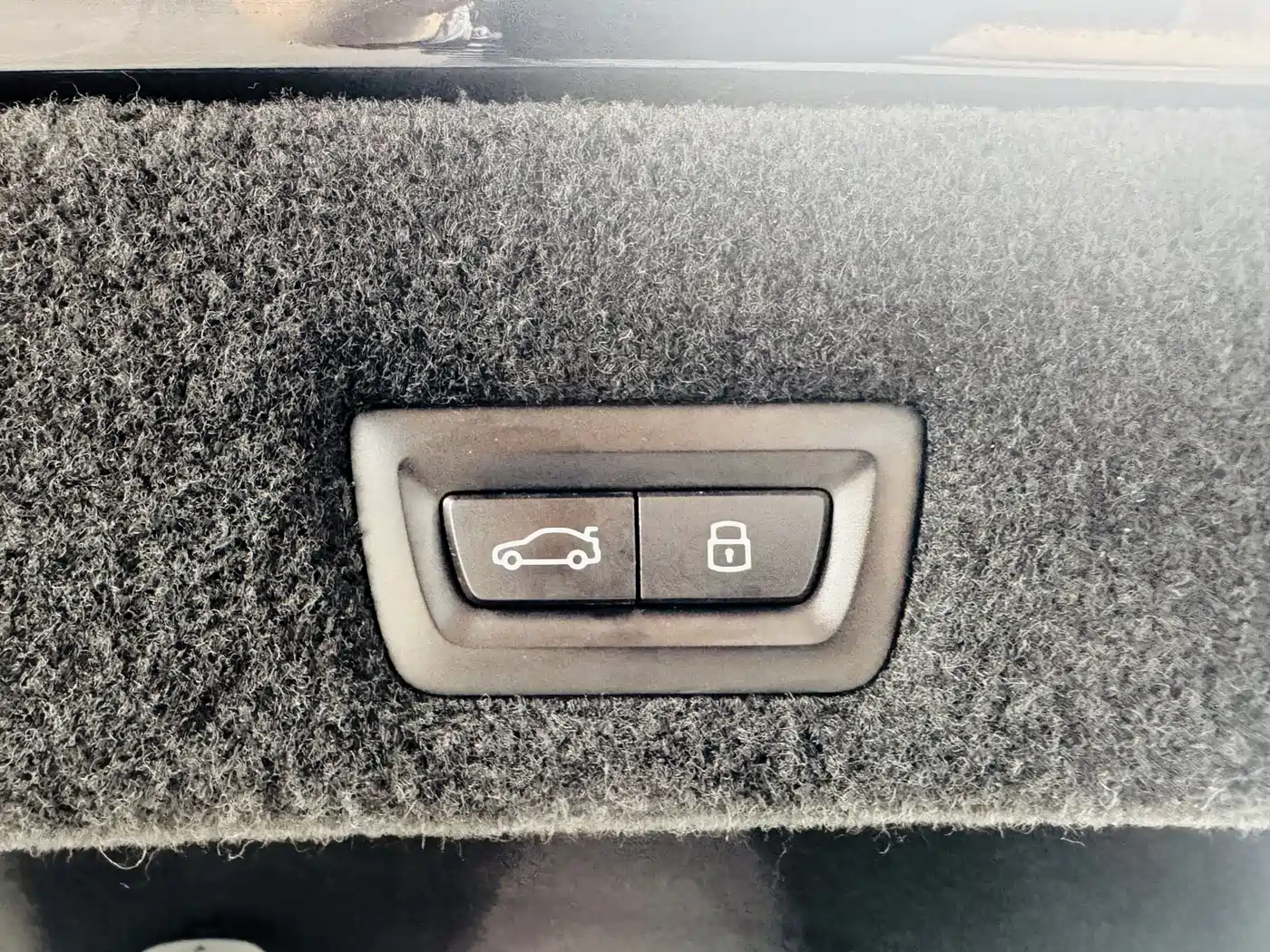 BMW 7 Series 2023 Model 740Li Leading M Sport Package фото 27