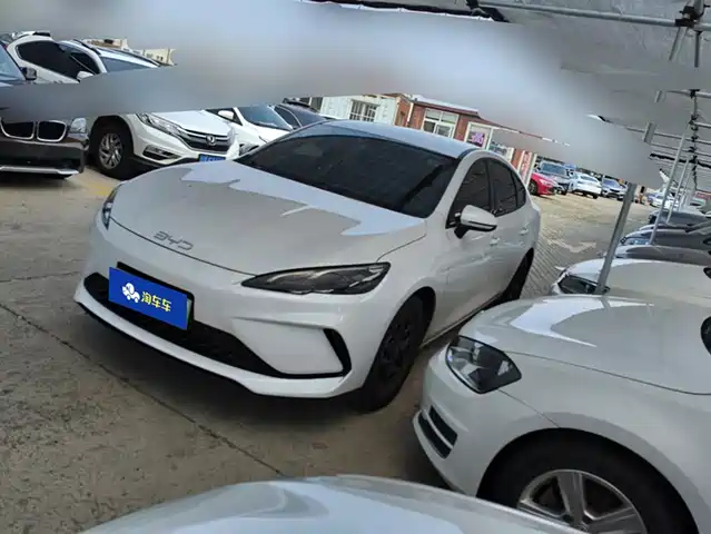  BYD Hai Bao 05 DM-i 2025 DM-i Smart Drive Edition 55KM Luxury