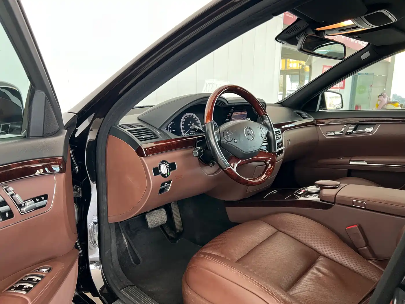 Mercedes-Benz S-Class 2010 S 300 L Luxury фото 4