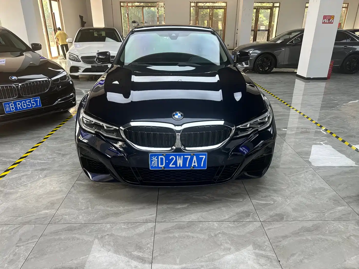 BMW 3 Series 2021 325Li M Sport Package фото 2
