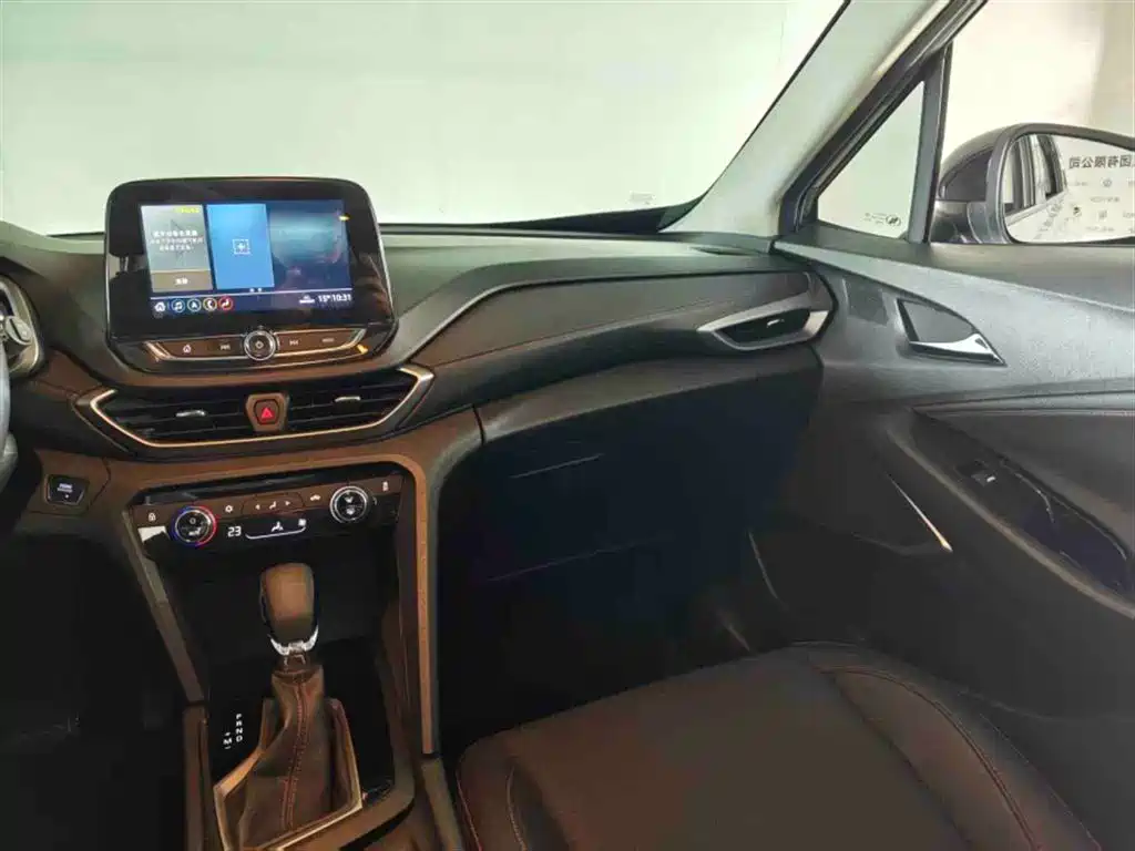 Chevrolet Volando 2020 Mild Hybrid Redline 530T Automatic Premium Edition (5+2 seater) фото 15
