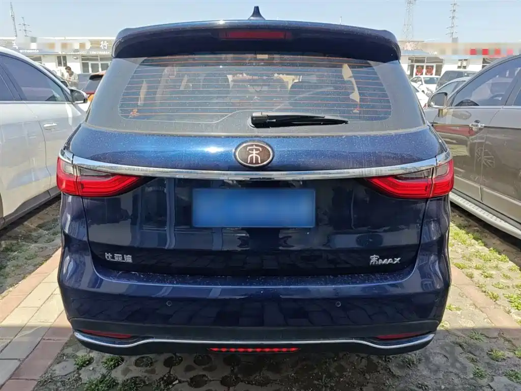 BYD Song MAX 2018 1.5T Auto Smart Connected Elite 6-Seater фото 6