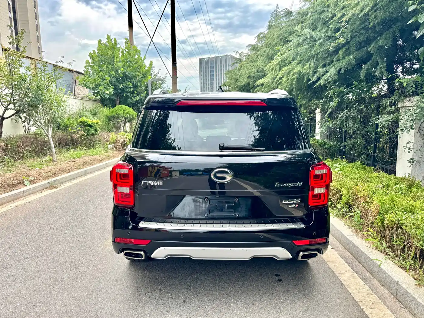 GAC Trumpchi Trumpchi GS8 2017 2017 320T 2WD Luxury Smart Connect (7-seater)