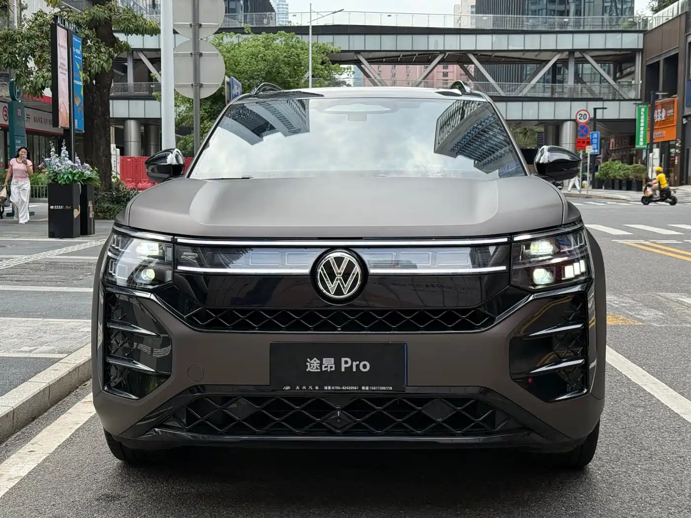 Volkswagen Teramont 2025 Teramont Pro 450TSI 4WD Summit Edition фото 2
