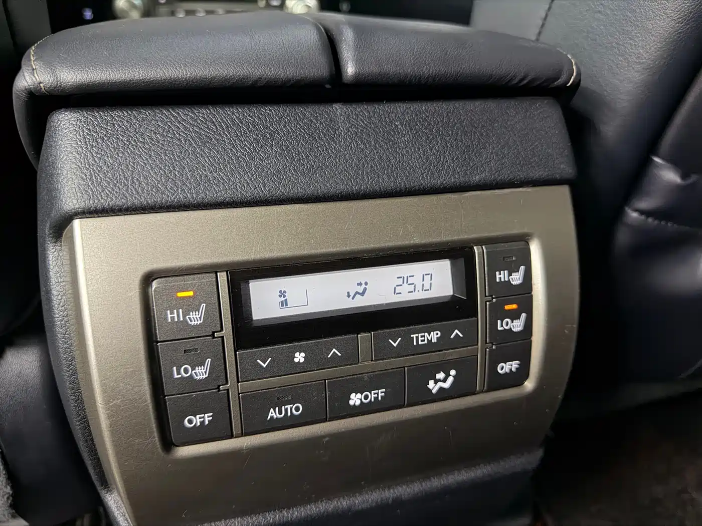 Lexus GX 2010 460 фото 33