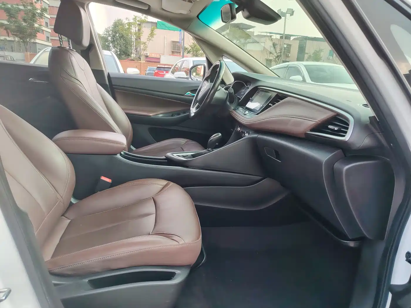 Buick GL6 2018 2018 18T 6-Seater Premium