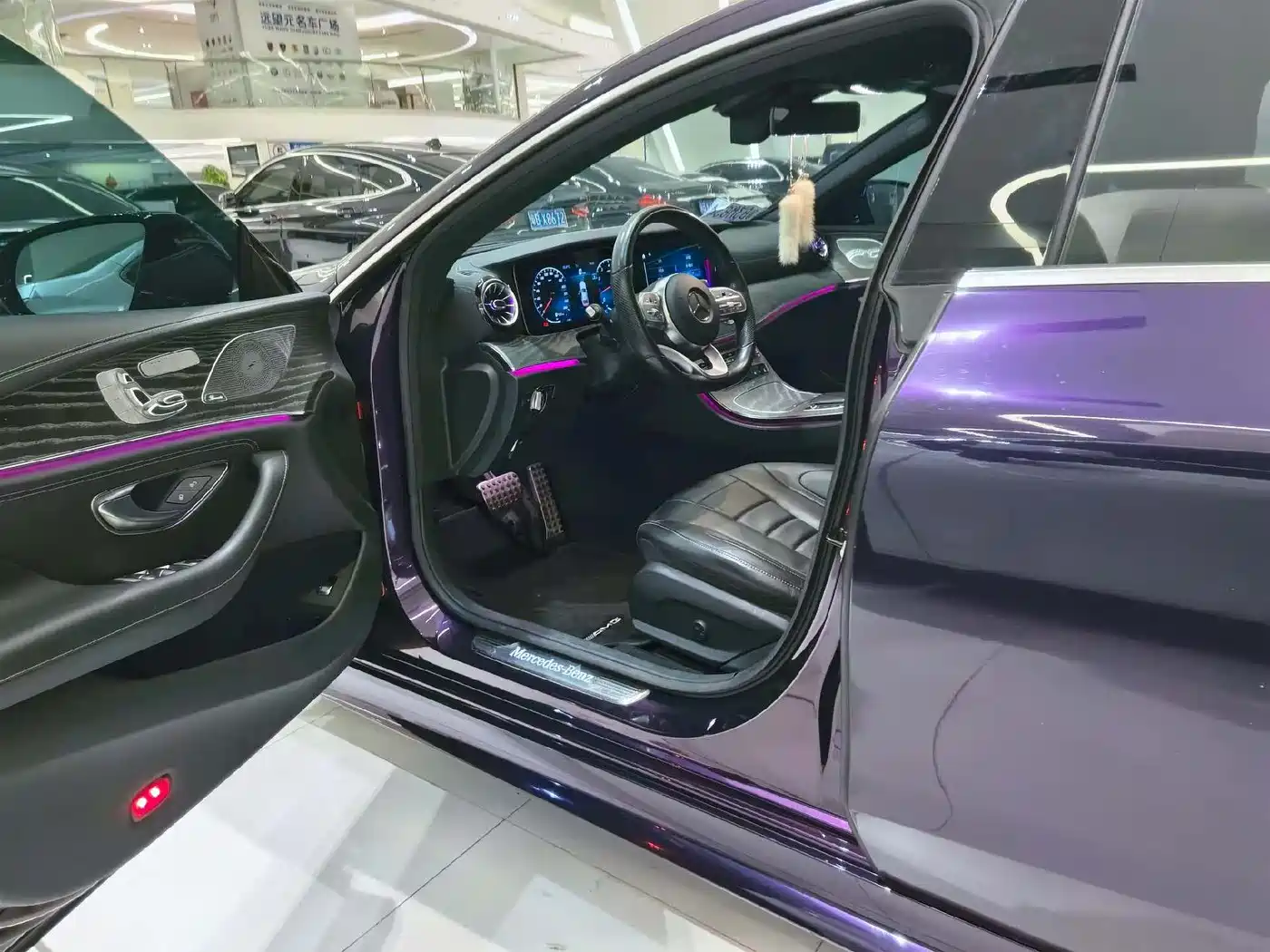 Mercedes-Benz CLS 2021 CLS 300 Luxury фото 10