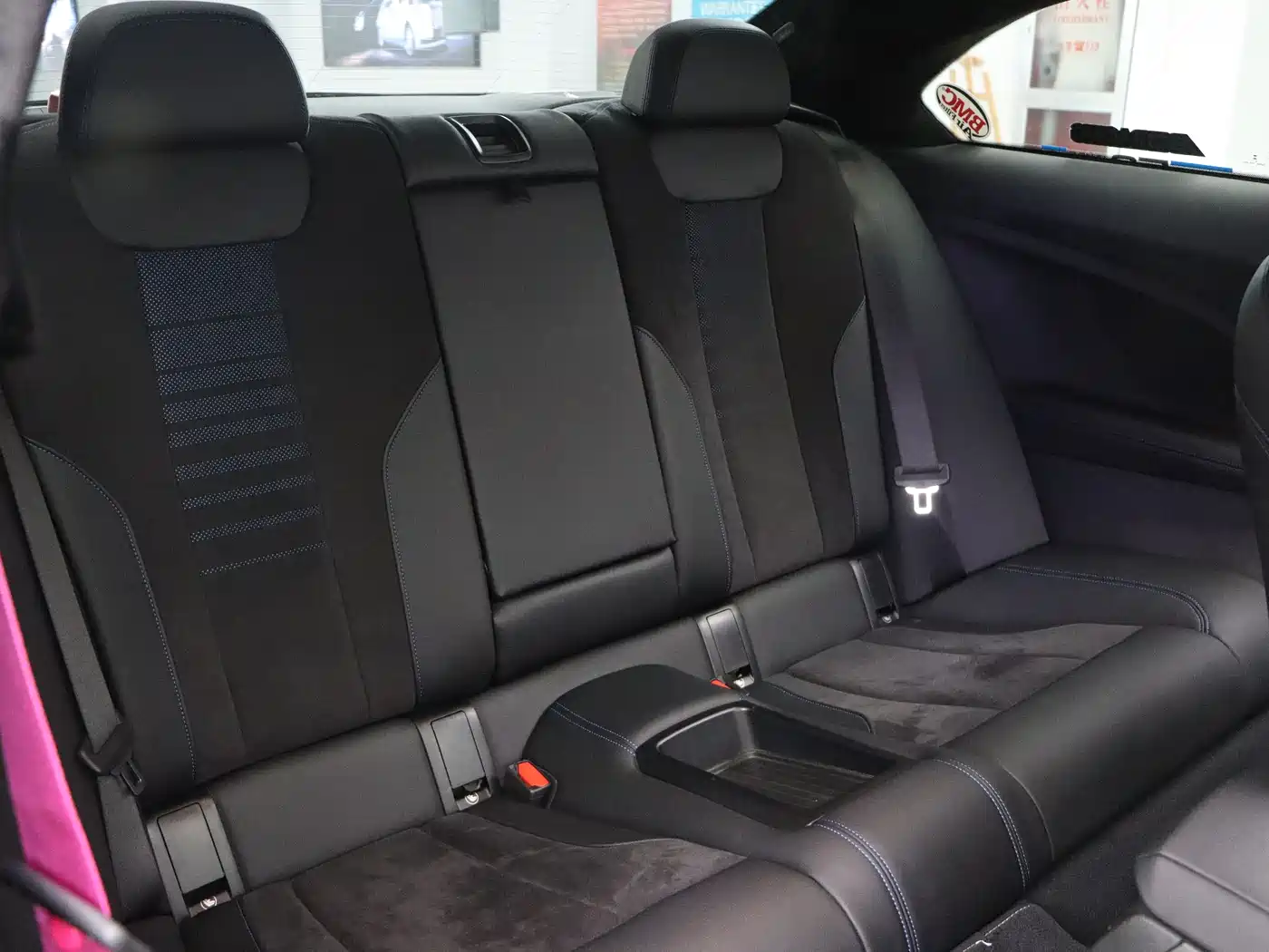 BMW 2 Series (Import) 2023 225i M Sport Black Night Package фото 27