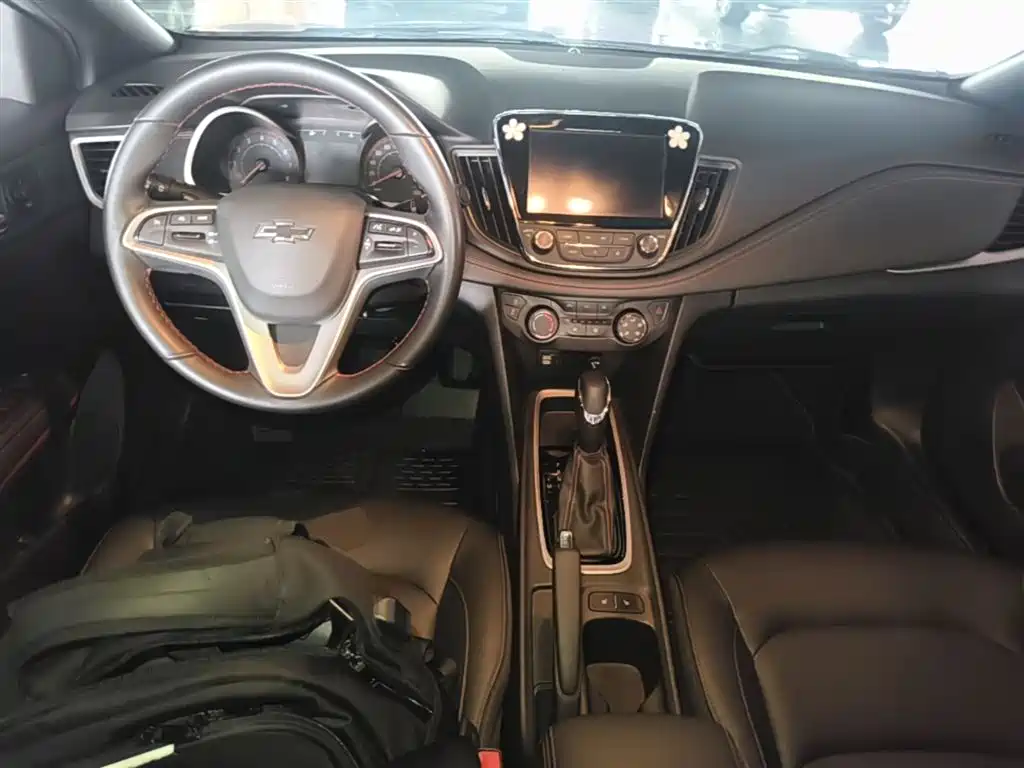 Chevrolet Monza 2019 RS 330T Automatic Thrill Edition China VI фото 10