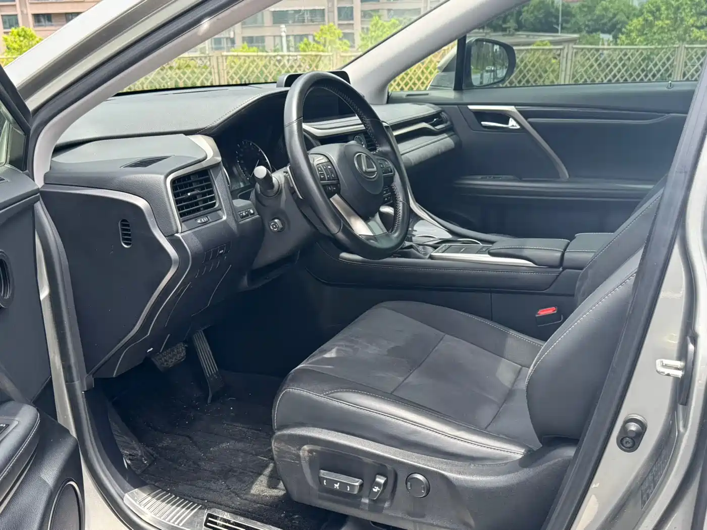 LEXUS RX