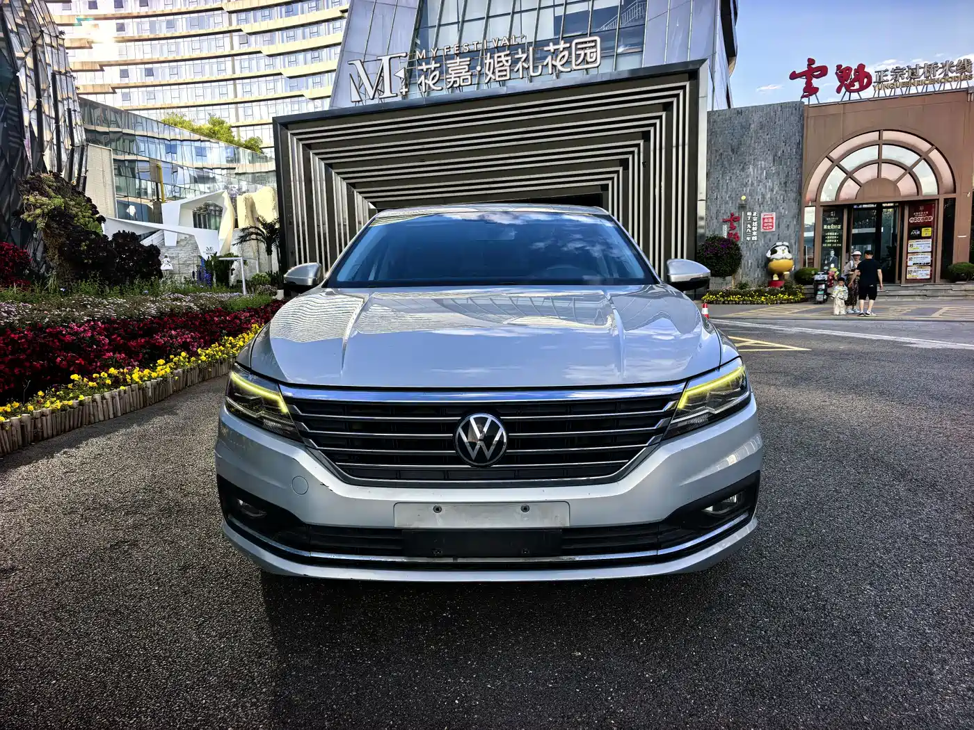 Volkswagen Lavida 2021 1.5L Auto Comfort Edition фото 2