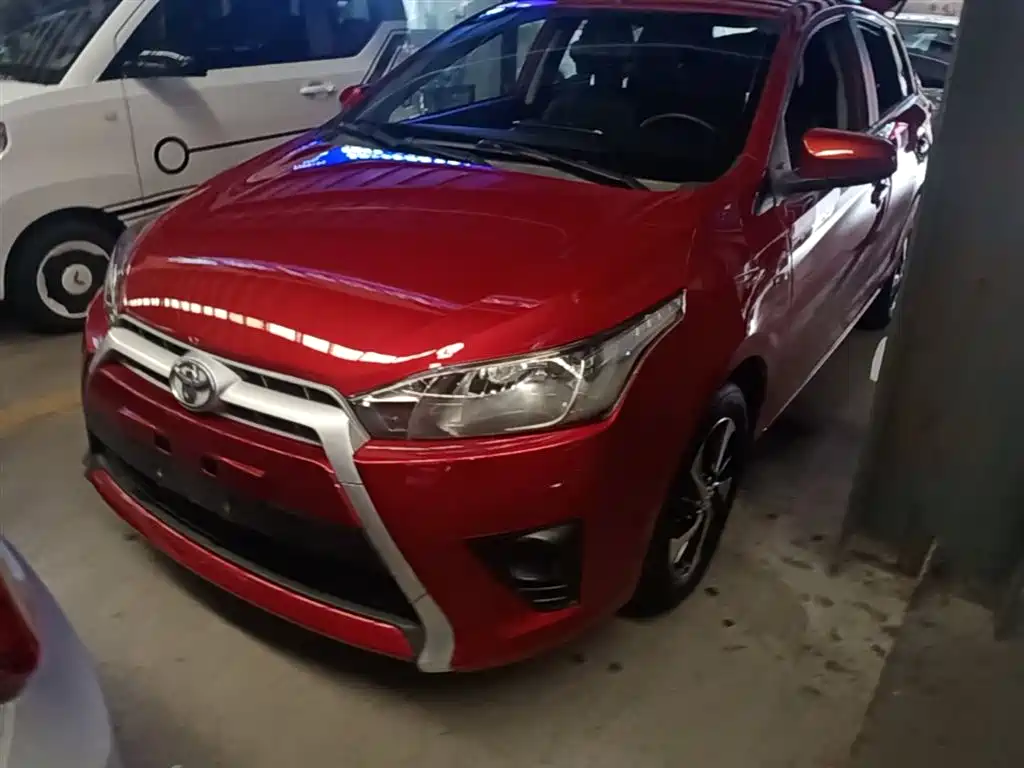 Toyota YARiS L Zhi Xuan 2015 1.5E Auto Charming Edition фото 2