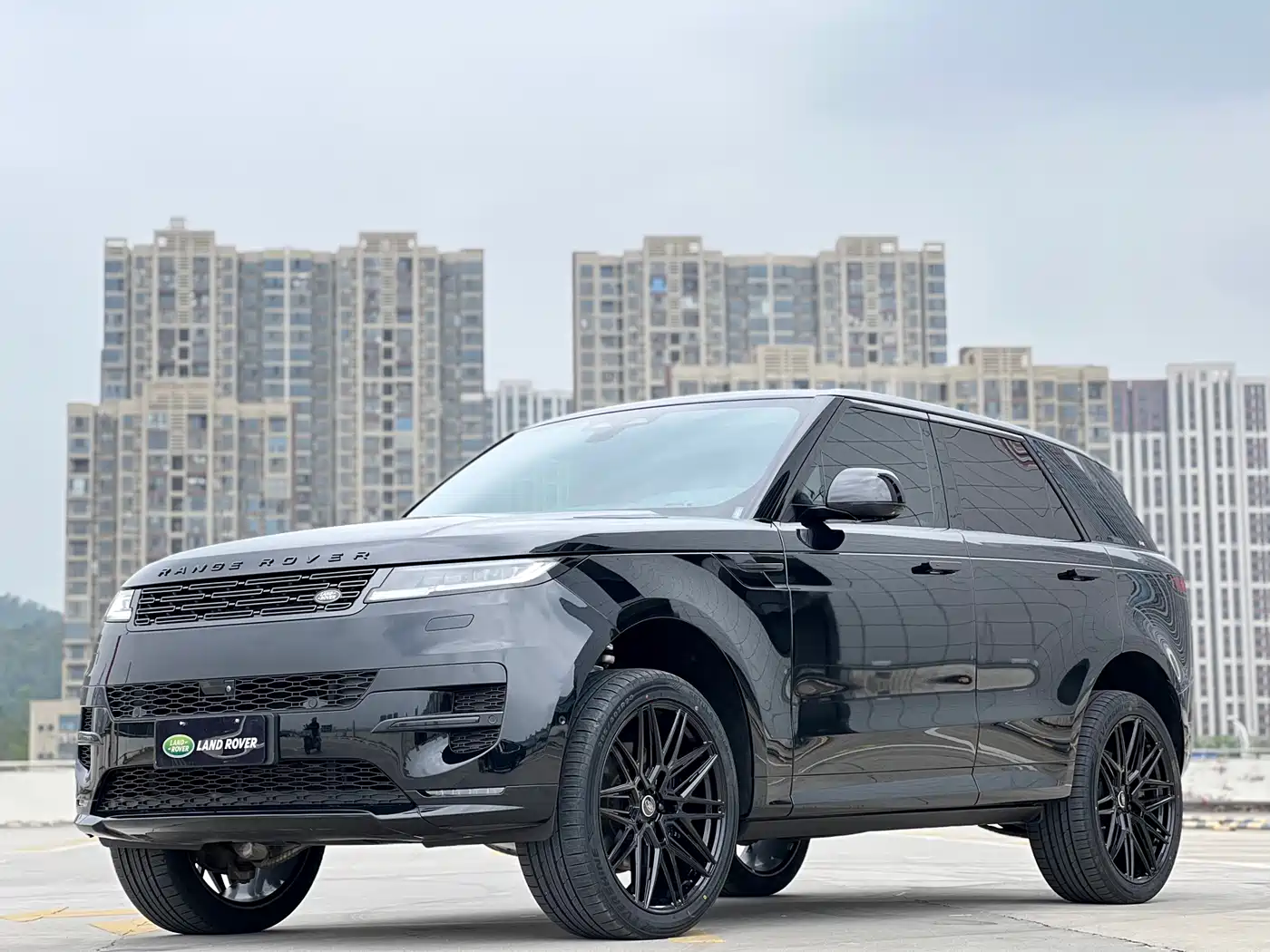 Land Rover Range Rover Sport 2023 400PS Dynamic SE