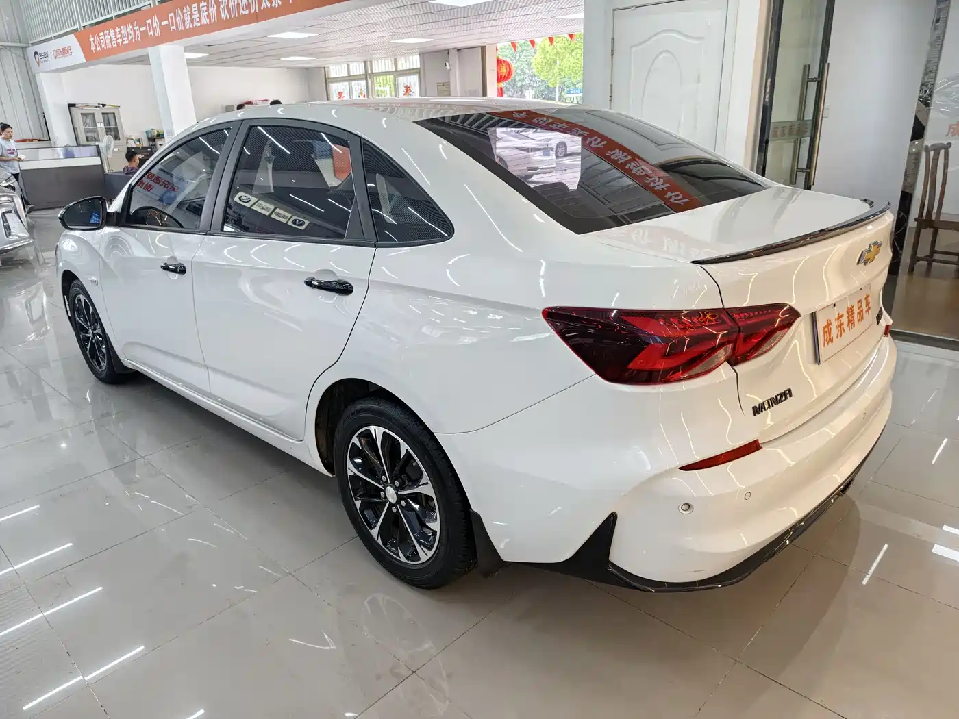 CHEVROLET CRUZE
