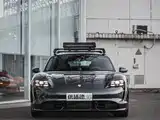 صورة 2 - Porsche Taycan