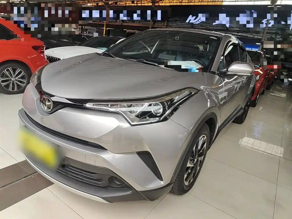 Toyota IZOA 2020 2.0L Yi Xiang CARE фото 2
