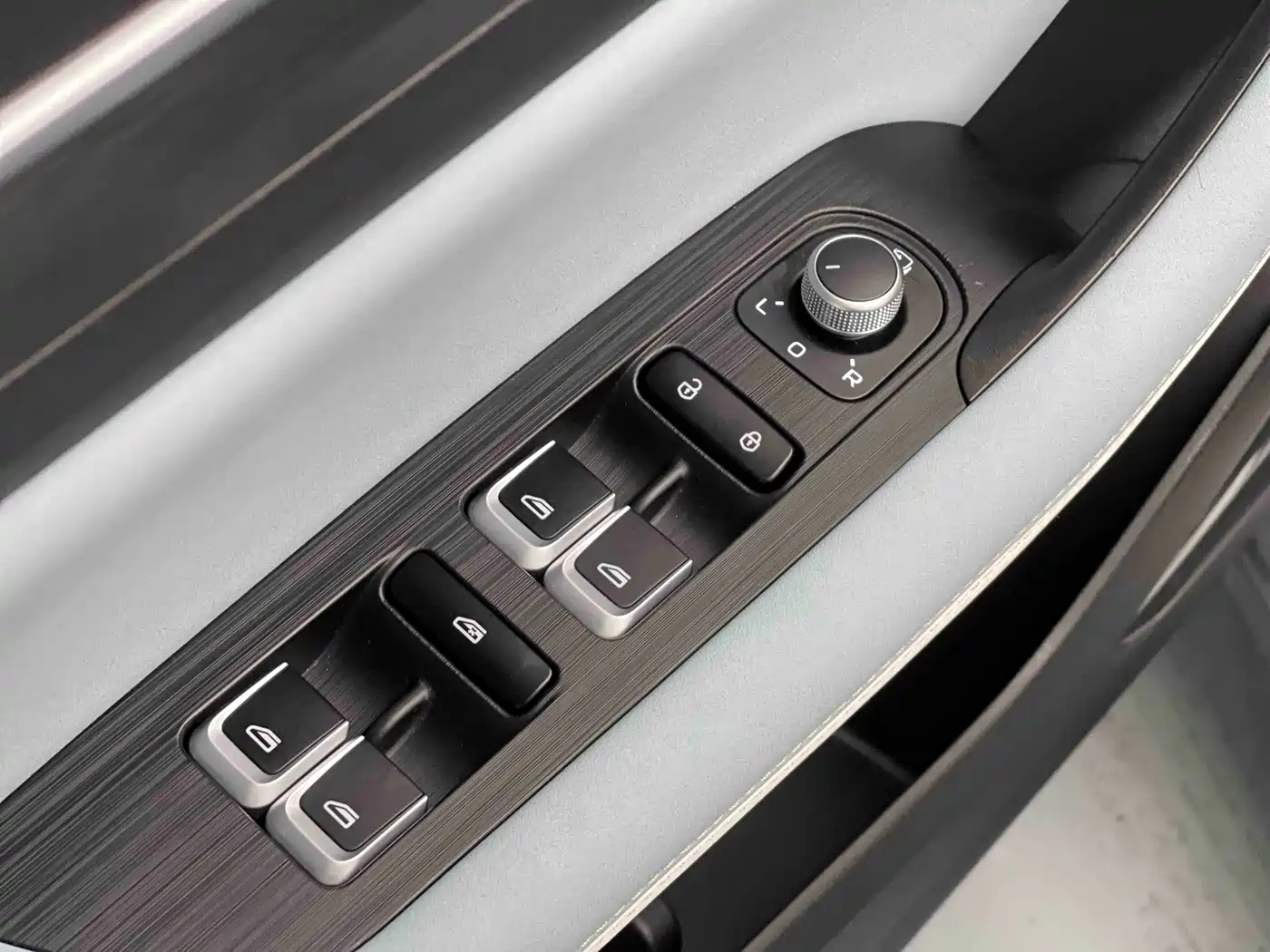 GEELY AUTOMOBILE EMGRAND S