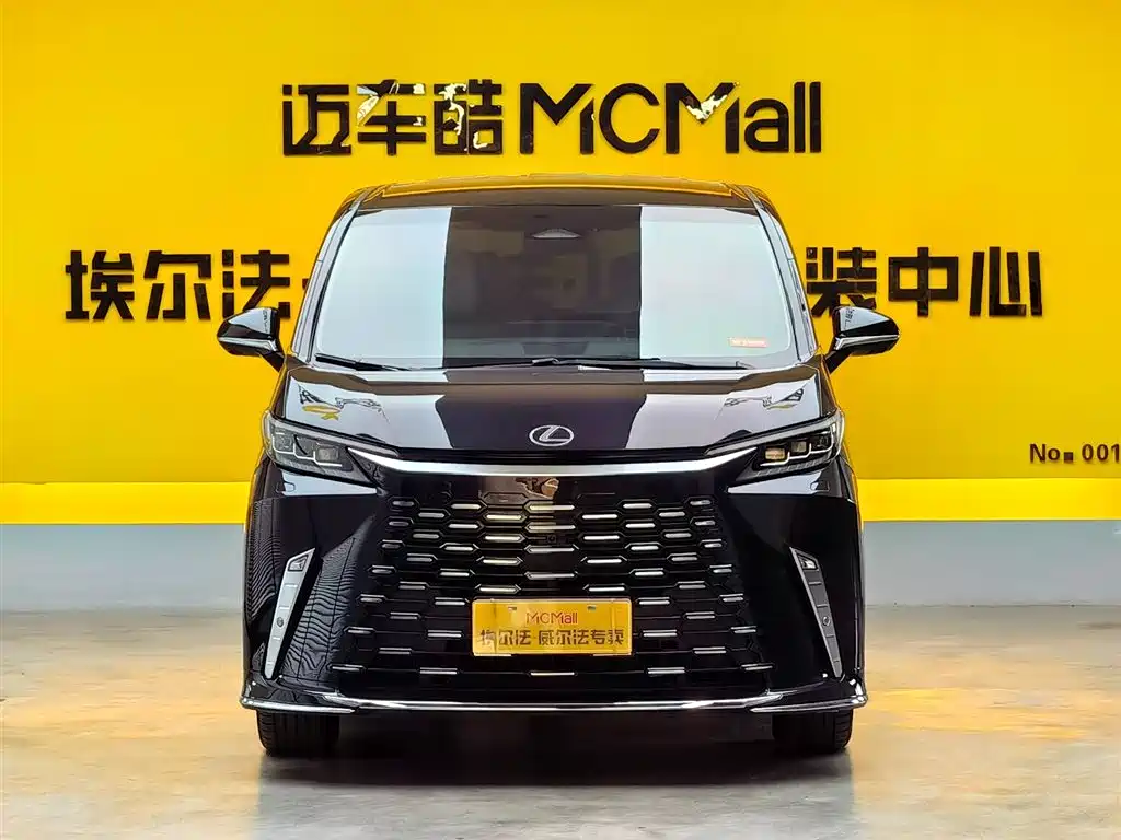 Lexus LM 2023 500h 6-Seater Prestige Edition фото 2
