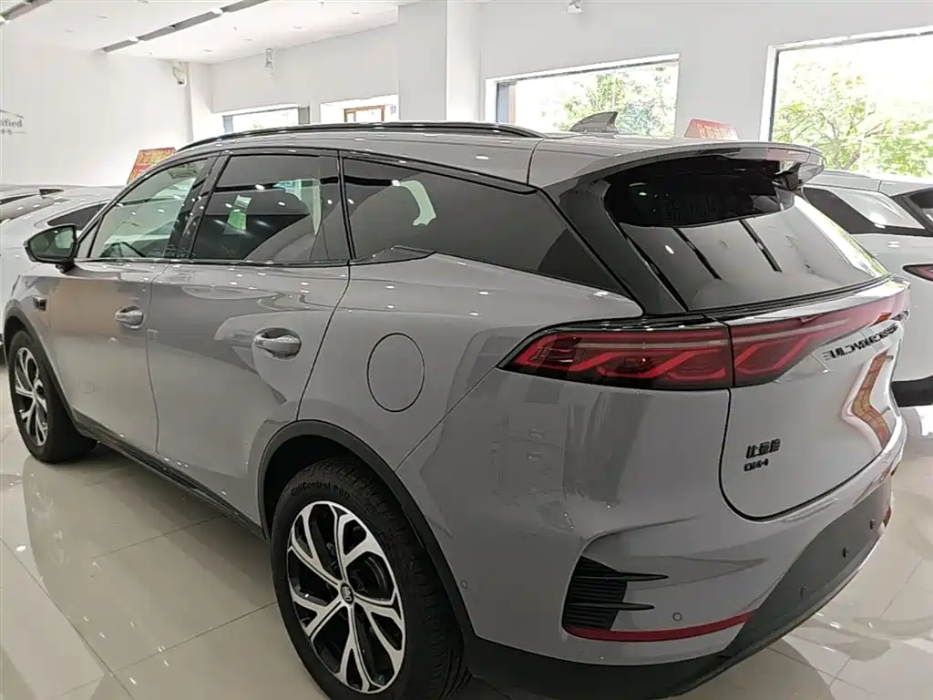 BYD Tang New Energy 2025 Smart Driving Edition DM-i 115KM Flagship фото 5