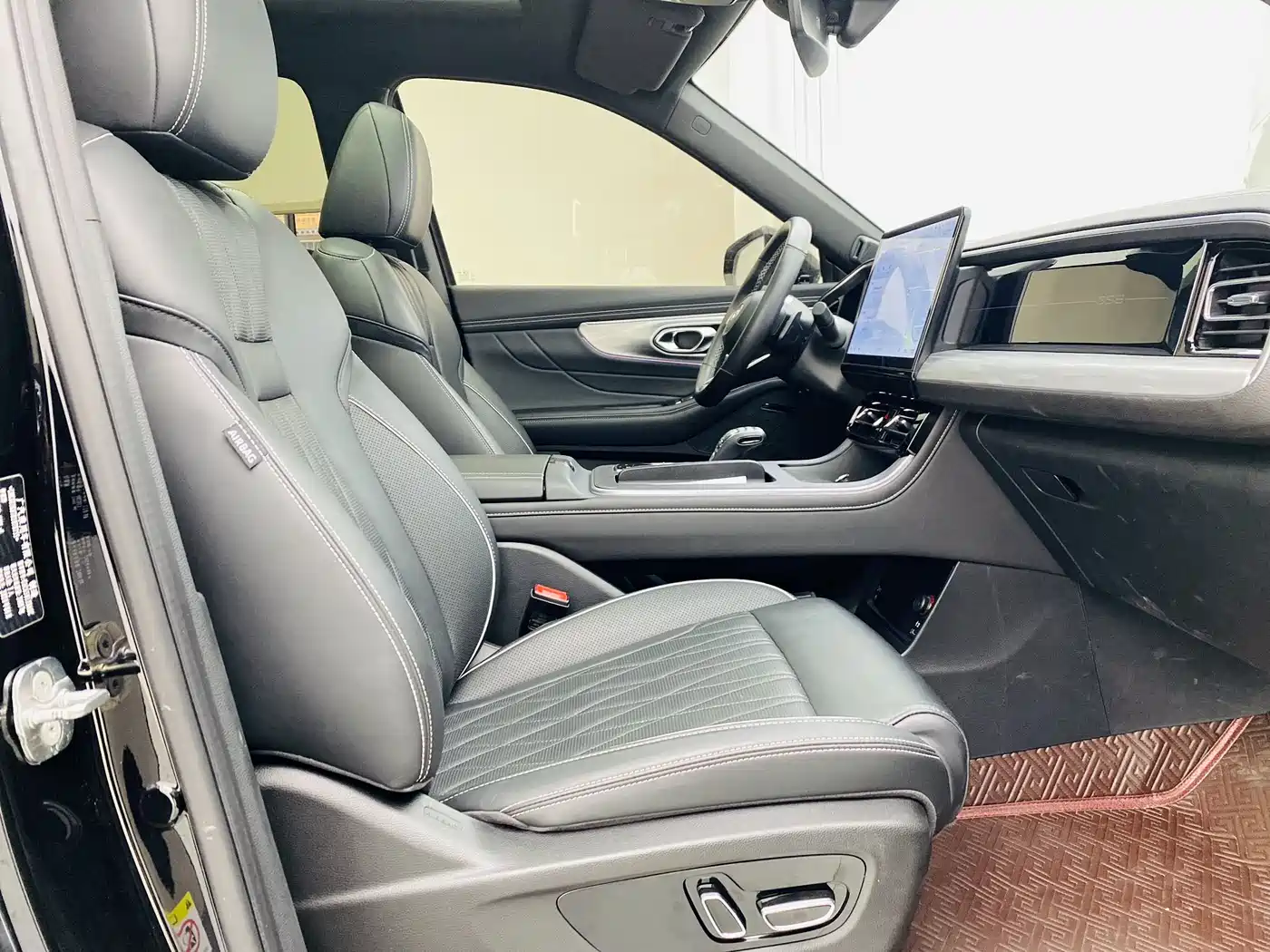 GAC Trumpchi Trumpchi GS8 2024 Navigator Series 2.0TGDI 2WD Luxury Smart Connect Edition фото 10