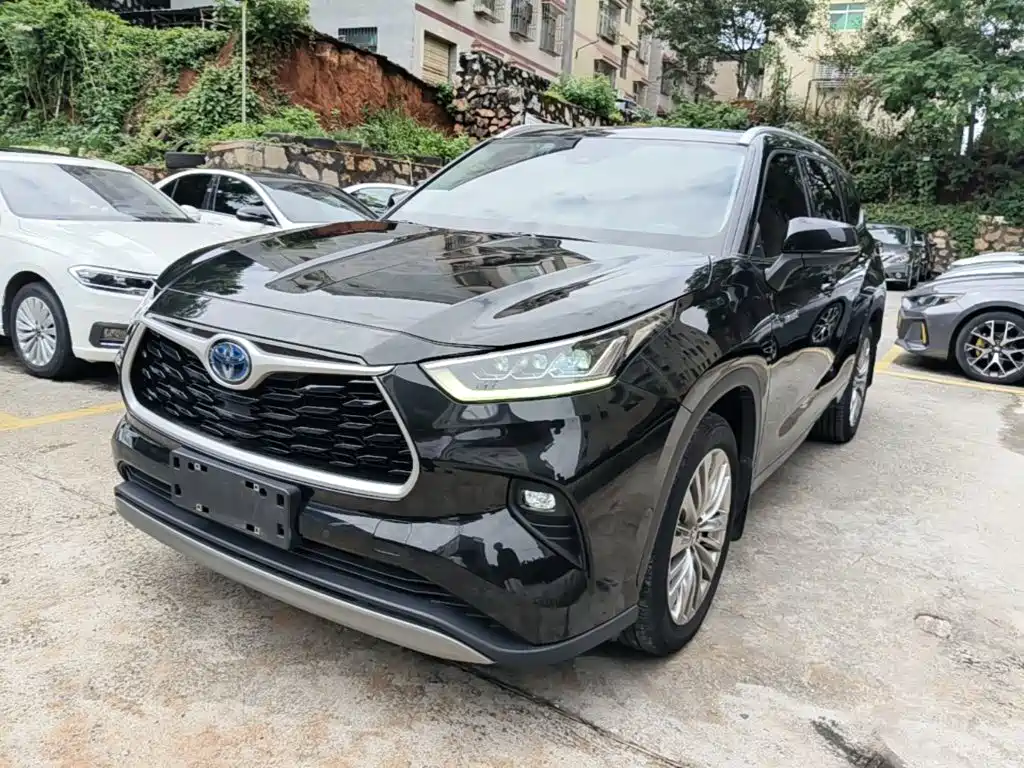 Toyota Highlander 2022 Dual Engine 2.5L 4WD Supreme Edition 7-Seater