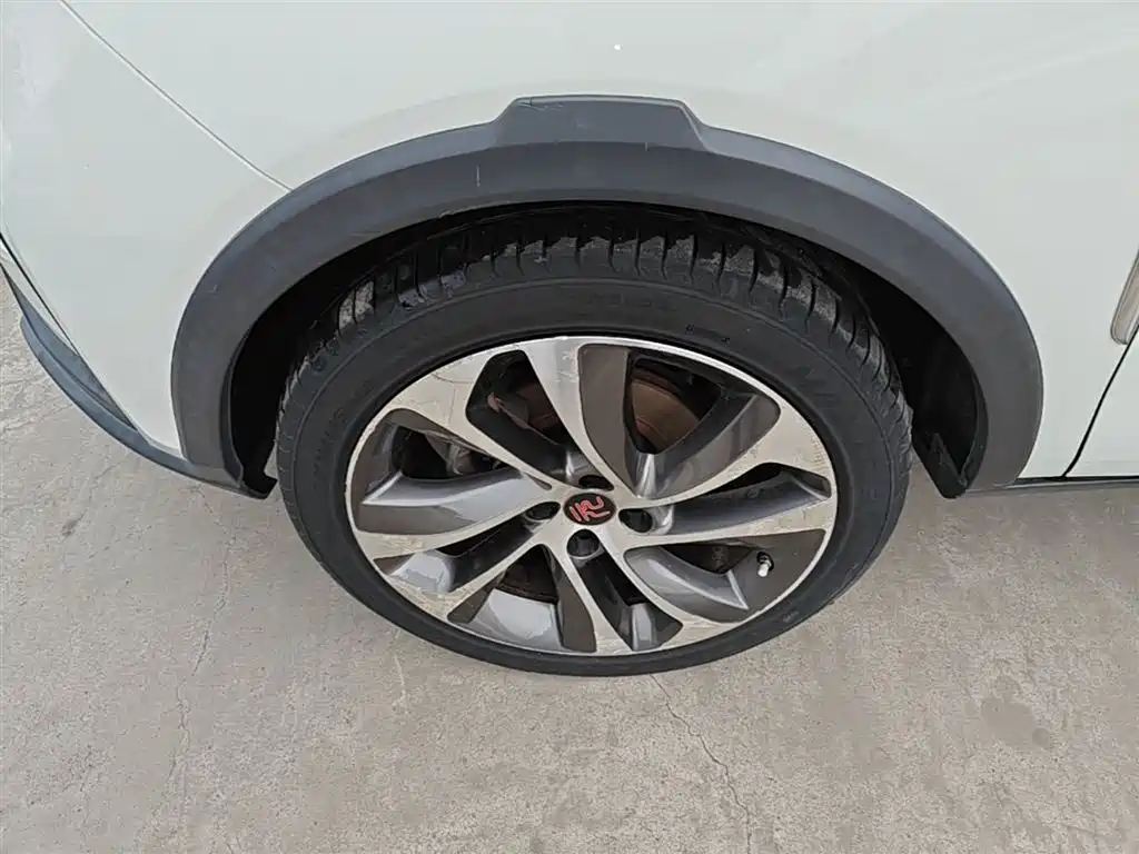 BYD Yuan 2016 1.5TID Automatic Luxury фото 23