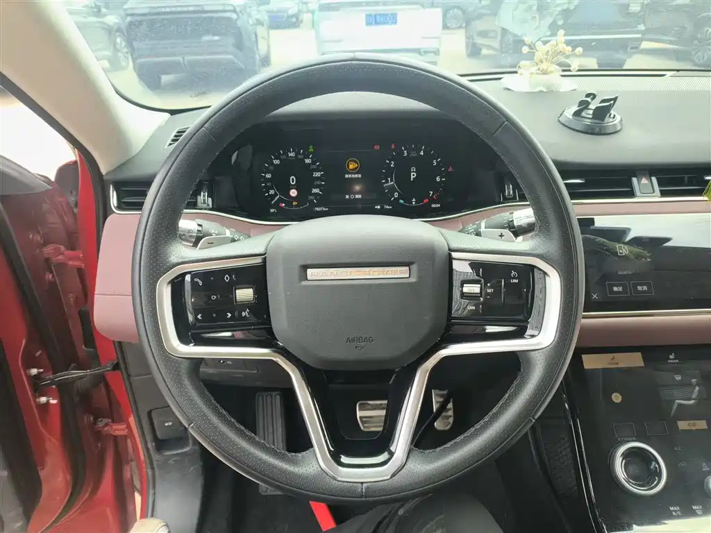 Land Rover Range Rover Evoque 2022 Facelift Range Rover Evoque L 249PS R-Dynamic Luxury фото 7