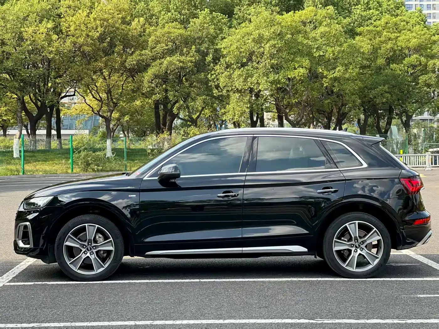 Audi Q5L 2022 Facelift 45T Luxury Dynamic фото 10
