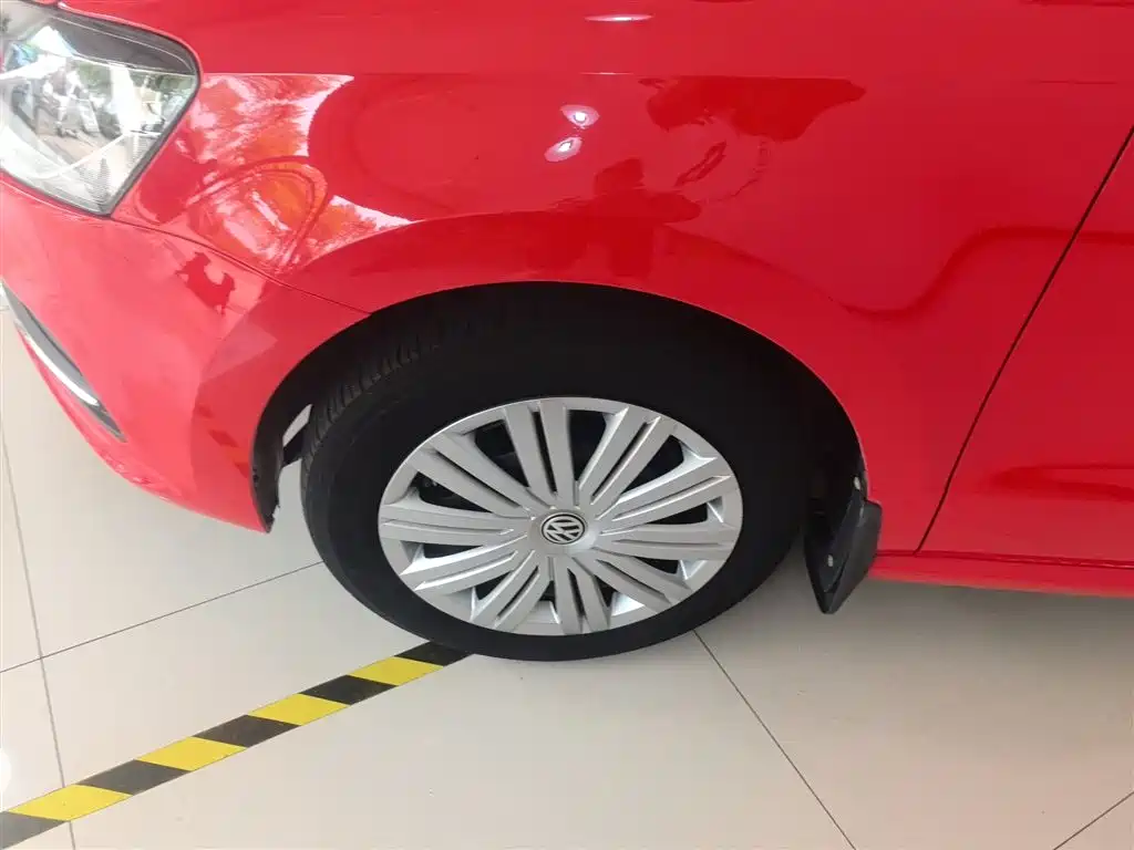 Volkswagen Polo 2018 1.5L Auto Comfort фото 23